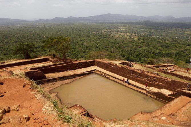 Private Day Tour from Colombo to Sigiriya, Dambulla & Pidurangala - FAQ