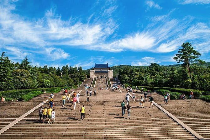 Private Day Tour to Niushoushan Cultural Park in Nanjing - The Guides Make the Difference