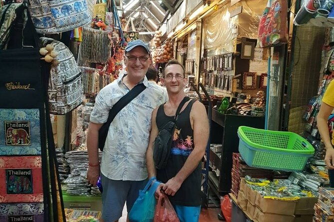 Private Exclusive Guided Chatuchak Weekend Market Shopping Tour - Who Should Book This Tour?