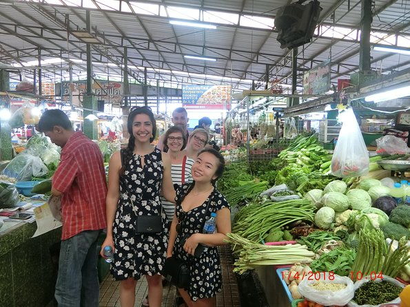 Private food Tour + Sightseeing +Thai Cooking class - The Sum Up