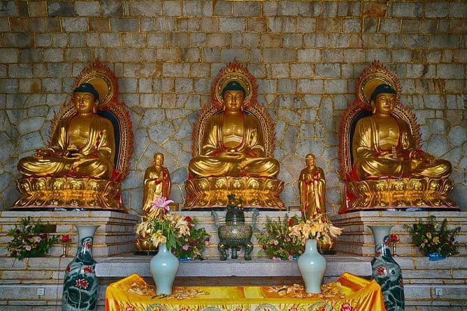 Private Full-Day Tour to Shaolin Temple and Mt.Song from Zhengzhou - FAQ  
