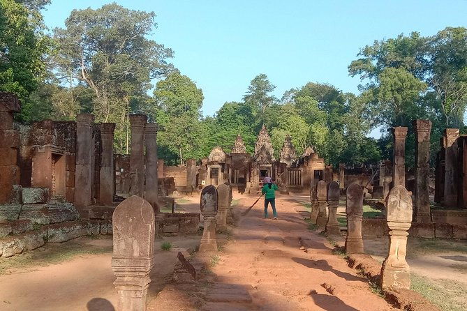 Private: Grand Circuit Full Day Tour Sunset at Bakeng Mountain - The Value of This Tour