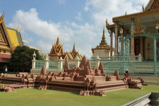 Private One Day Trip in Phnom Penh Capital City - FAQs
