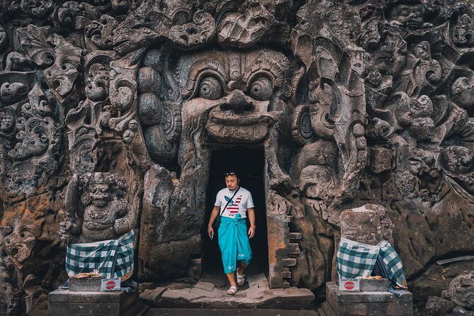 Private Tour : Bali Best Waterfalls, Temples and Monkey Forest - Frequently Asked Questions
