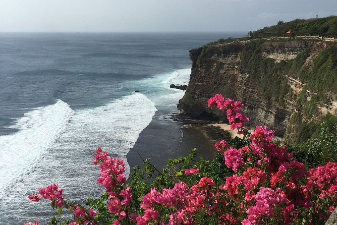 Private Tour: Highlights Uluwatu Temple & Southern Beaches Bali - FAQ