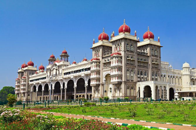 Private Tour: Mysore Palace and Srirangapatna Day Trip from Bangalore - Lunch: Tasting Local Flavors