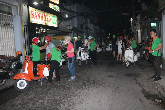 Saigon Vespa By Night Street Food Tour 4,5 Hours - Who Is This Tour Perfect For?