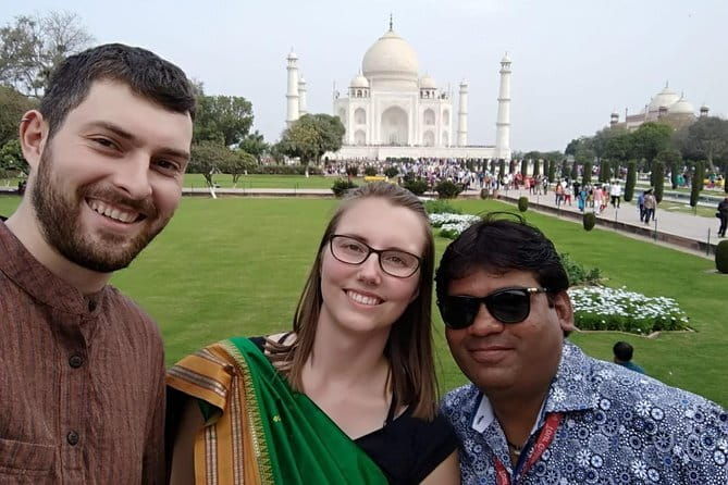 Same Day Taj Mahal and Agra Tour by Fastest Train from Delhi - FAQs