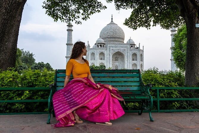 Same day tour with private car Delhi to Agra - Local Lunch and Authentic Flavors