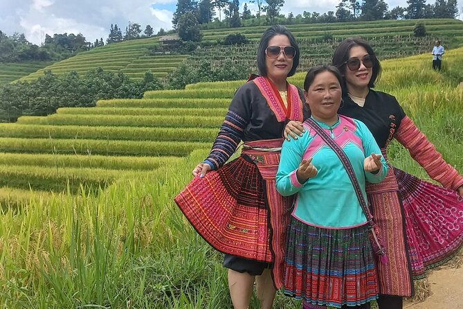 Sapa Trekking / Hiking through Sapa Valley with native Hmong - Authentic Cultural Experience