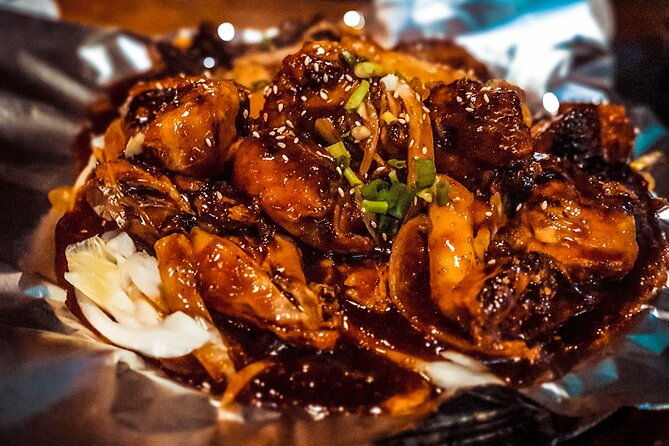 Seoul: Korean Chicken & Beer Night Tour with Local Hidden Gems - The Guides: Making the Difference