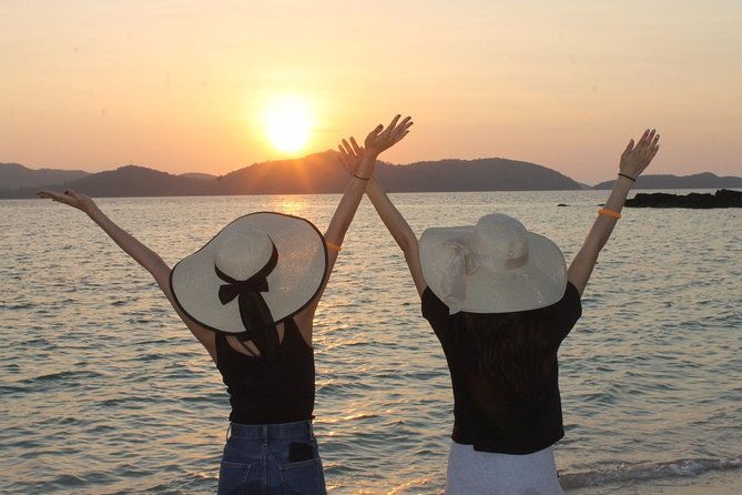 Small Group Phi Phi Islands Sunrise Tour with Seaview Lunch - FAQs