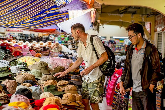 Small-group Saigon City Tour: 3-Hour Cyclo Ride to Hidden Stories - Authenticity and Cultural Insight