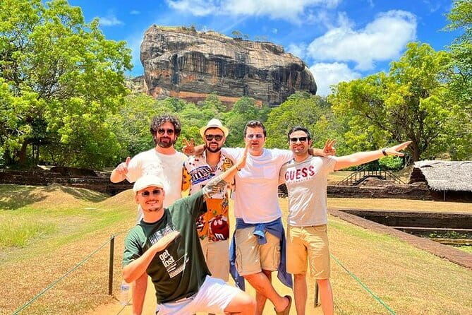 Sri Lanka Tour Plan - 14 Days - Private Transport And Hotel - FAQs