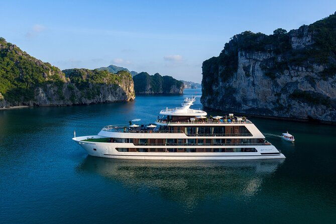 Stellar Of The Seas visit Bai Tu Long Bay Lan Ha Bay depart from Hanoi - The Sum Up
