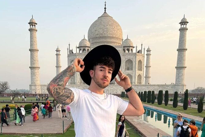 Taj Mahal, Agra Fort and Baby Taj Full Day Private Tour by Car - Lunch at a 5-Star Hotel