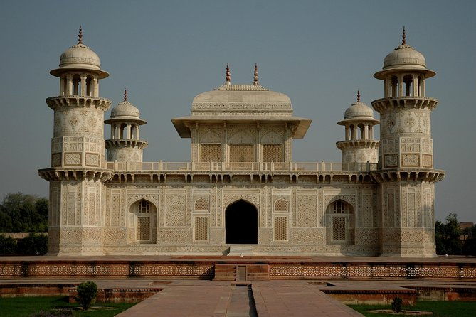 Taj Mahal Sunrise Tour from New Delhi - FAQ