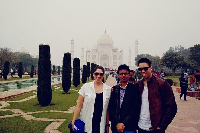 Taj mahal tour with SOS Elephant/Bear wildlife Sanctuary - FAQs