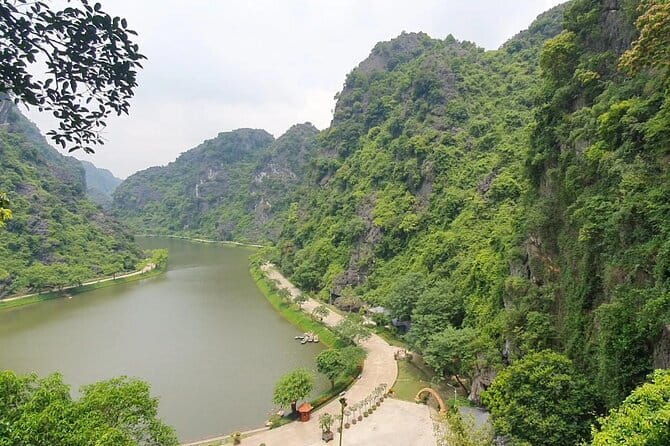 Tam Coc Countryside & Cave Escape - Who Would Enjoy This Tour?