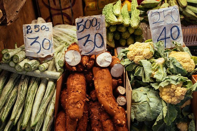 The 10 Tastings of Colombo With Locals: Private Street Food Tour - Cultural and Historical Stops