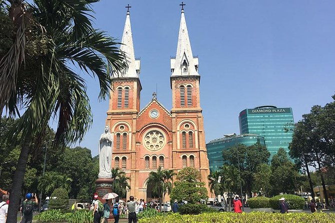 The Real Ho Chi Minh City - Phu My Shore Excursions - Exploring Saigon’s Iconic Architecture and Photo Stops