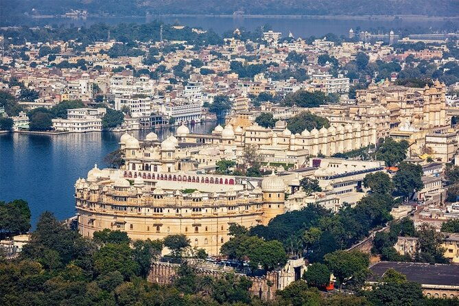 Udaipur in Full Day Sightseeing 8+places with Entrances fees - FAQ