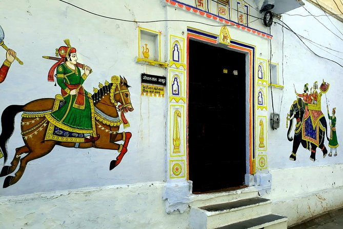 Walking Guided tour in Udaipur - Authentic Experiences: What Reviewers Love