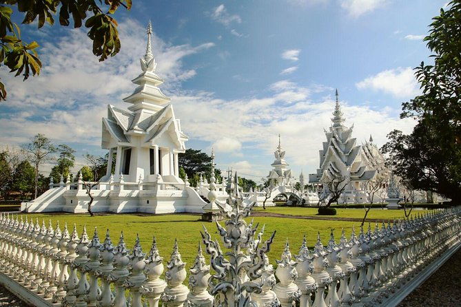 White Temple-Black House & Blue Temple Tour From Chiang Mai - Final Thoughts: Who Should Consider This Tour?