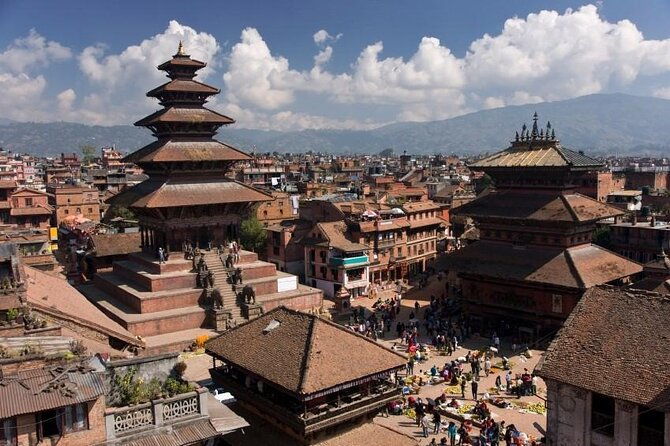 5-Day Sunrise Tour in Kathmandu Near Everest - Day 1: Welcome to Kathmandu