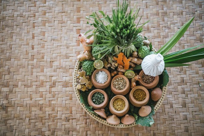 90 mins of Relaxing Foot and Back with thai balm or Oil - Who Should Book This Tour?
