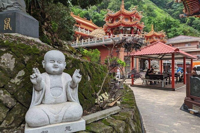 Alishan Join In Day Tour from Taichung (Incl. Park Entrance) - The Sum Up