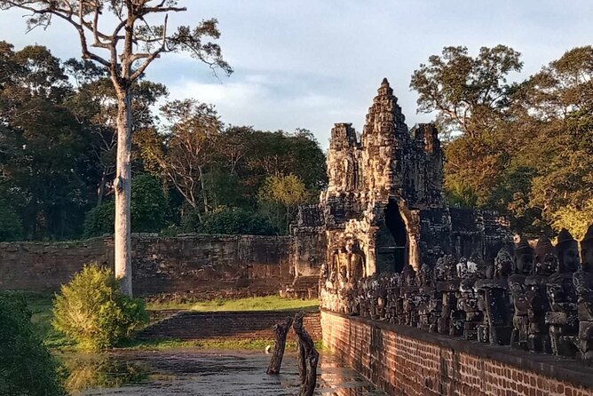 Angkor Wat Sunrise Tours to Bayon and Ta Prohm Temple - Potential Considerations