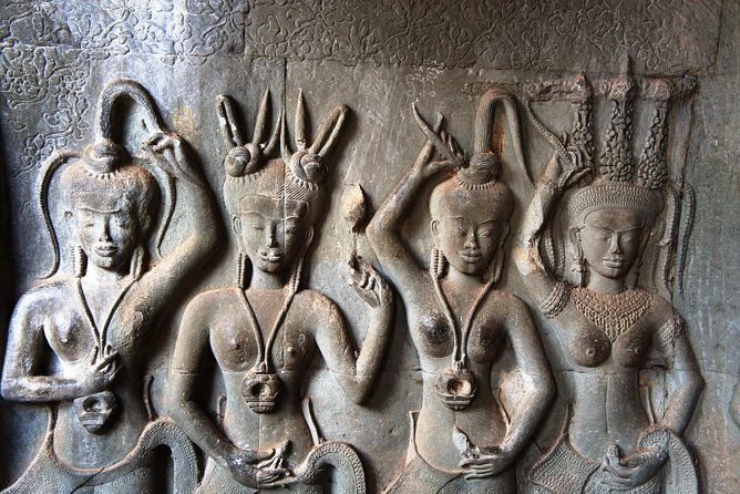 Bangkok to Angkor Wat 2 Days 1 Night tour go by Flight and Take car back - The Sum Up  