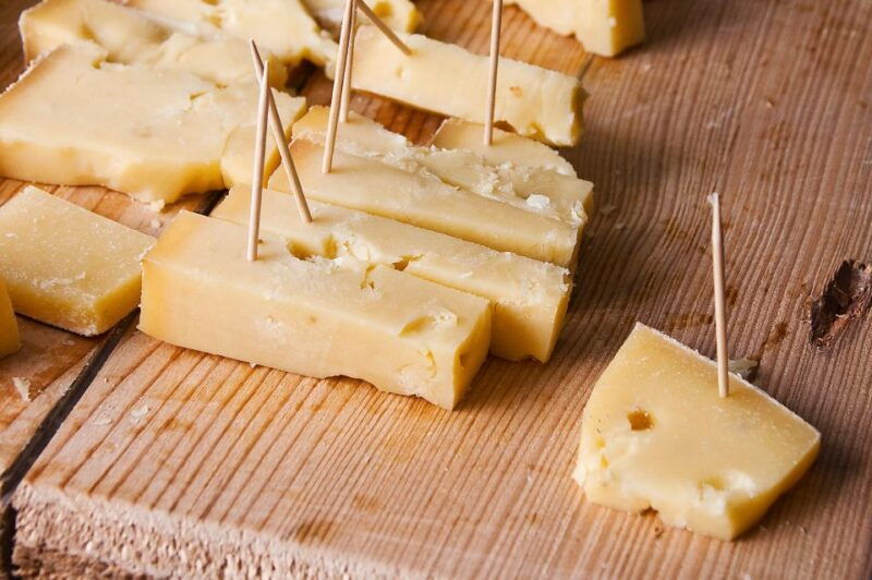 Bern: Gruyères Cheese and Cailler Chocolate Tasting Tour - Authentic Traveler Insights
