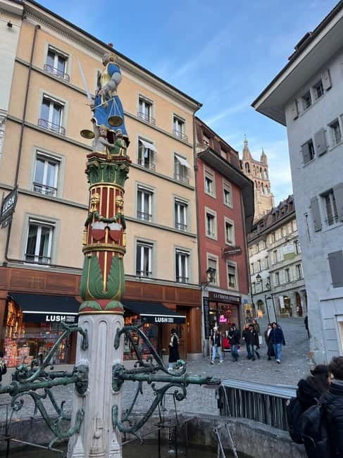 Best of Lausanne : Guided tour with a local guide - Price and Value