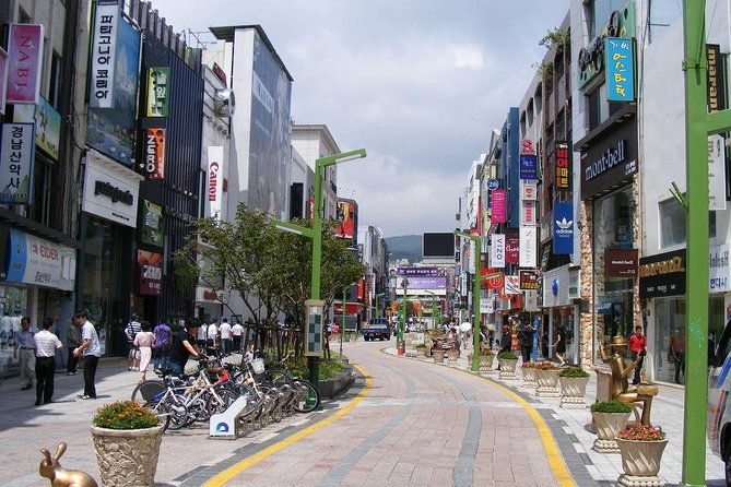 Busan day trip including Gamcheon culture village from Seoul by KTX train - Mount Hwangnyeongsan: The Panoramic Viewpoint