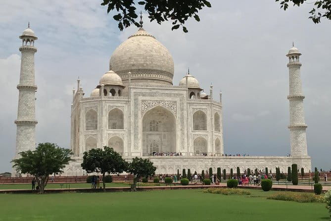Captivating Walk through Old Delhi's Colorful Chandni Chowk & Private Transfer - Final Thoughts