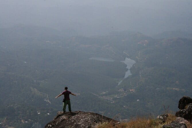 Cochin to Munnar Day trip - FAQs