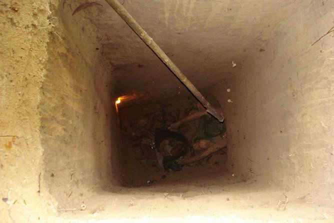Cu Chi Tunnels and Cao Dai Temple private tour full day - Frequently Asked Questions