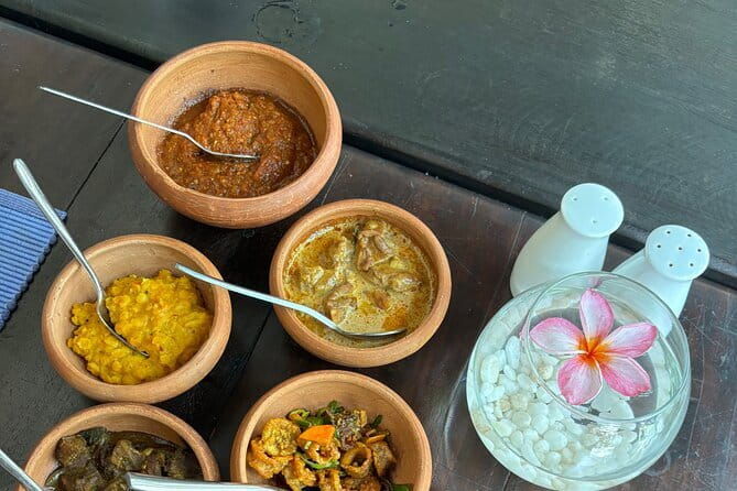 Devi's PRIVATE FOOD (Traditional & Fusion) TOUR in Galle Fort - Practical Details: Pricing, Duration & Accessibility