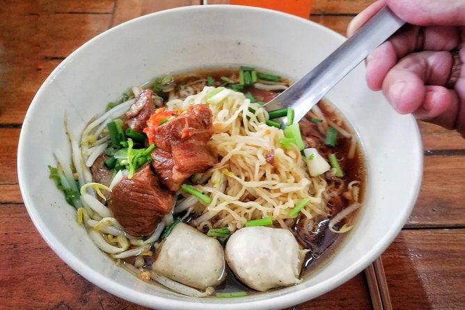 Eat Like a Local Food Tour in Hua Hin - The Experience: What You Can Expect