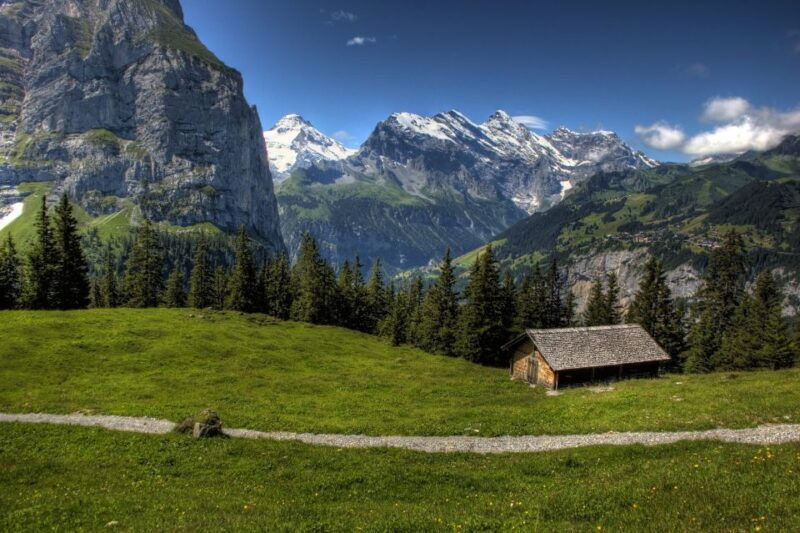 Free-Day in Interlaken Village from Lausanne - Food, Souvenirs, and Relaxation