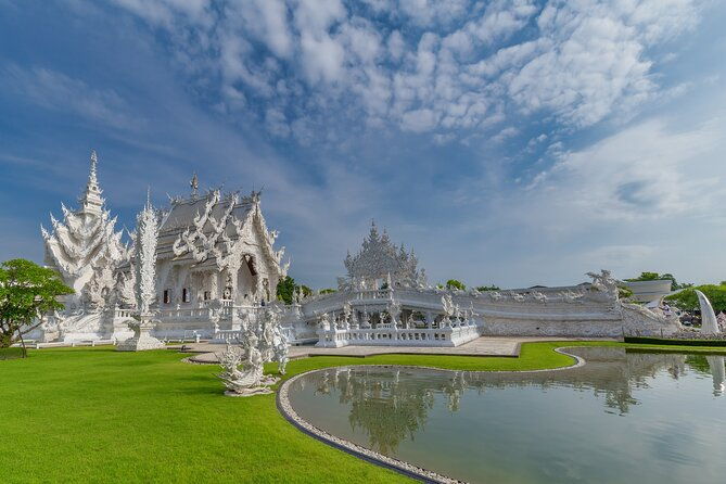 Full Day Chiang Rai 3 Temples White, Blue,Big Bhudha Temples - FAQs