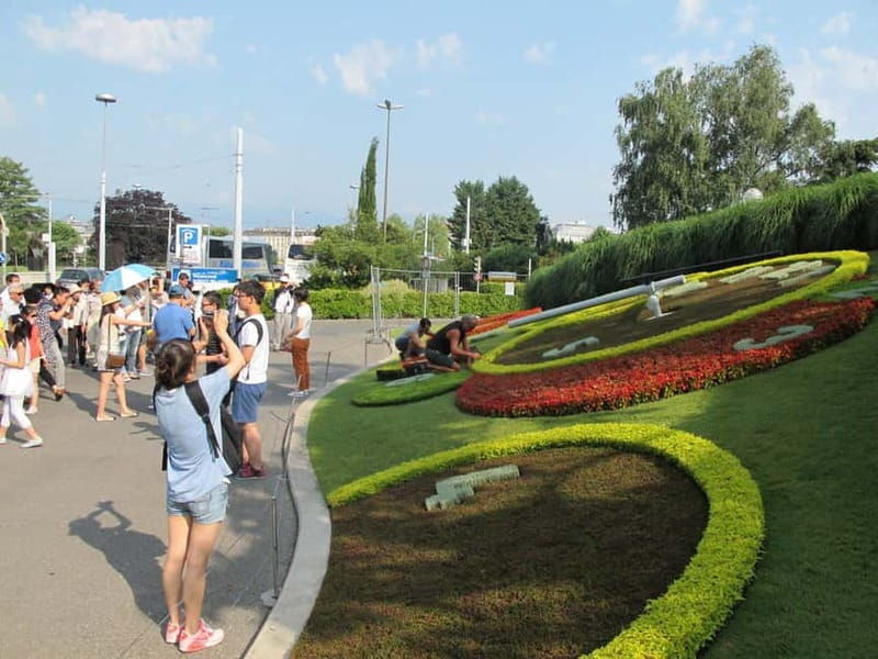 Guided tour of Geneva: Discovering the city's hidden gems - Who Would Love This Tour?
