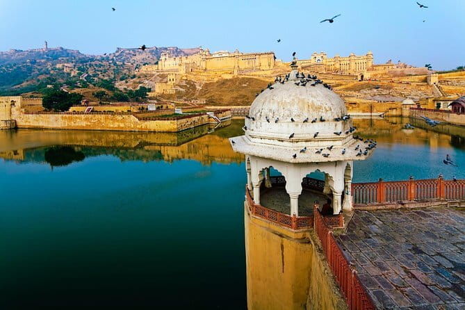 Half day Old and New Delhi Tour on Iconic Landmarks - Who Will Enjoy This Tour?