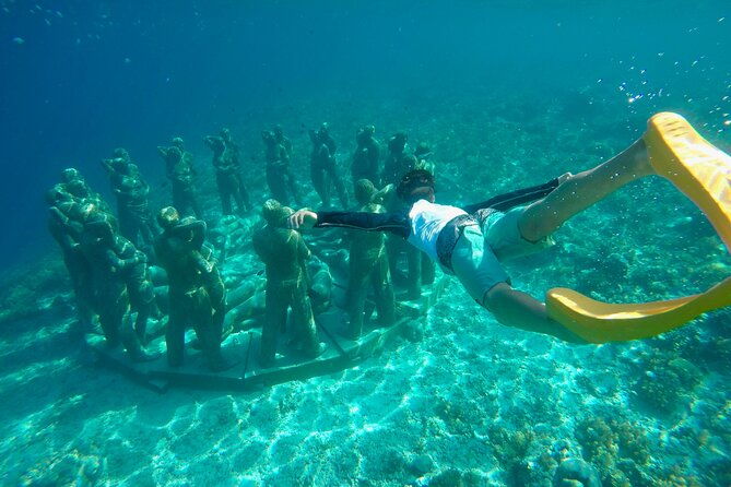 Half-Day Private Guided Snorkeling Turtles Underwater Statues - The Sum Up