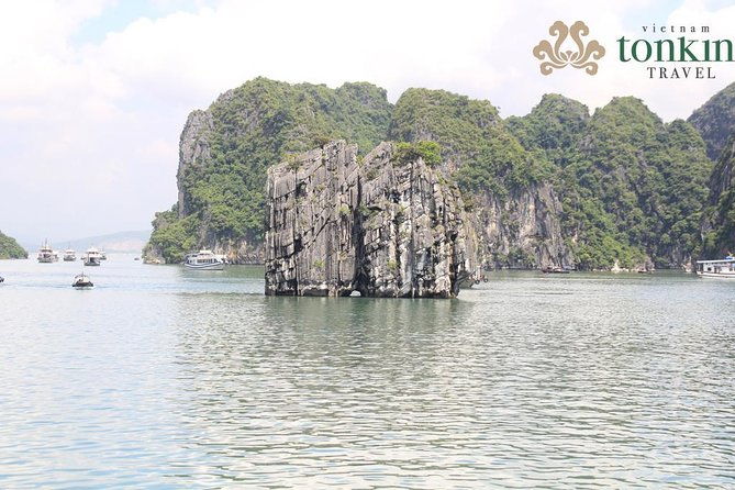 Halong bay deluxe cruise 2 days/ 1 nights: full meals, Kayaking & Swimming - The Sum Up: Is the Halong Bay Deluxe Cruise for You?