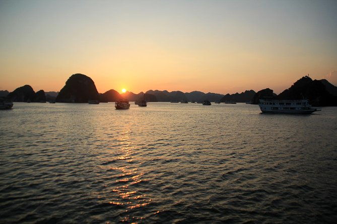 Halong bay full day trip from Hanoi: Visiting Thien Cung, Dau Go cave & Kayaking - FAQ
