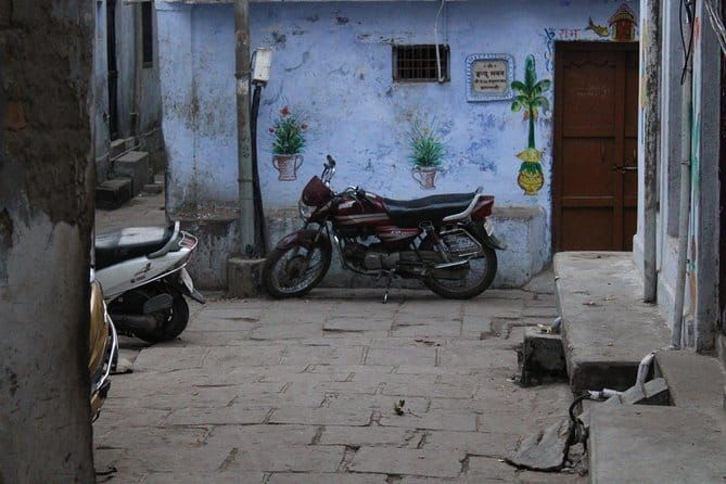 Hidden Alleys I - A walking tour in Varanasi, a journey to hidden areas of city. - Final Thoughts