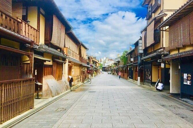 Himeji Castle and Akashi Kaikyo Bridge Walking Tour from Kyoto - FAQ